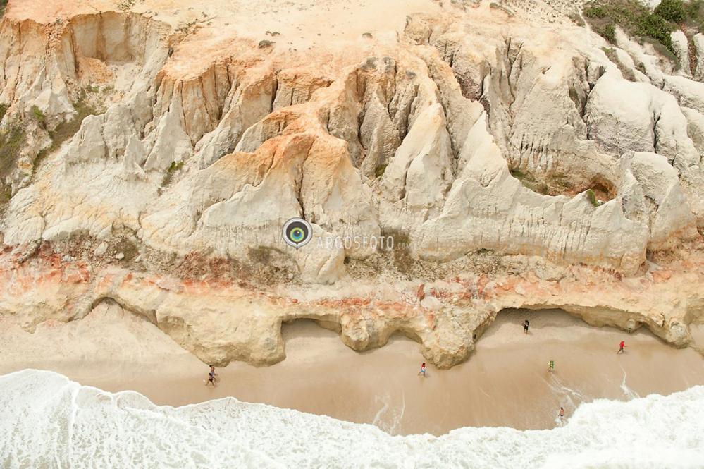Praia Tabuba Do Morro Branco Suite 04 Pessoas Бебериби Экстерьер фото